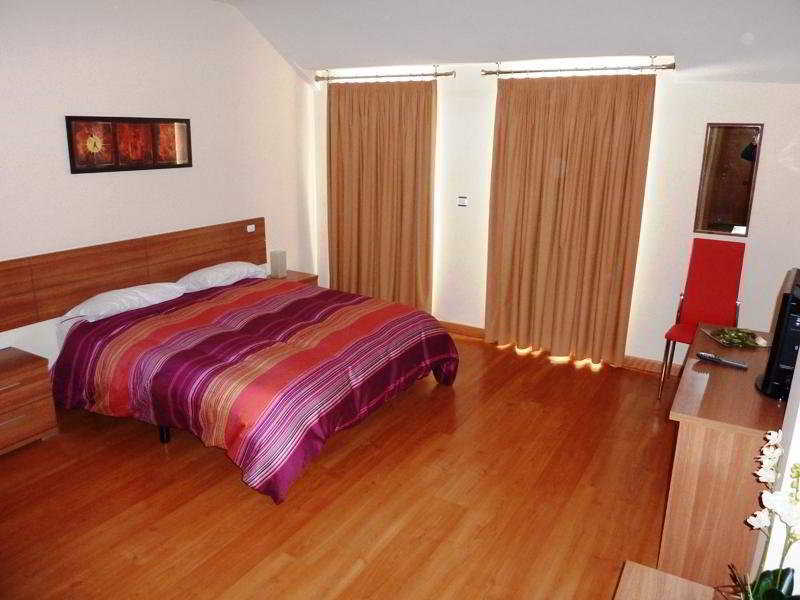 Hostal La Morada La Cisterniga Luaran gambar