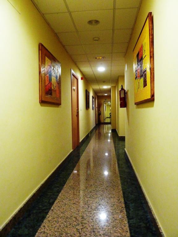 Hostal La Morada La Cisterniga Luaran gambar